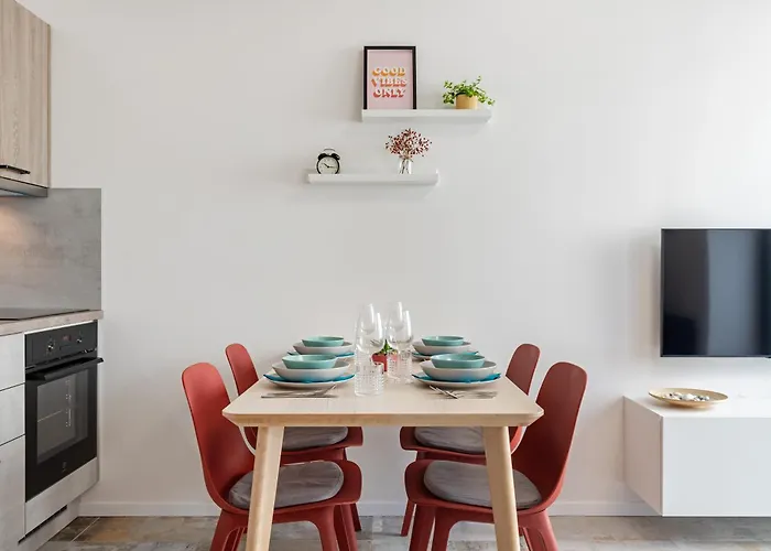 Fully Equipped Apartments With Terraces, Free Garage Parking, Netflix & Ac - By Apartmany Slapanice Cz
